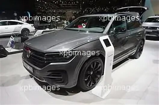 0008 003 2019. Туарег v8 2020. Volkswagen Touareg v8 TDI 2019. VW Touareg 2019 r line. Volkswagen Touareg v8 TDI R-line.