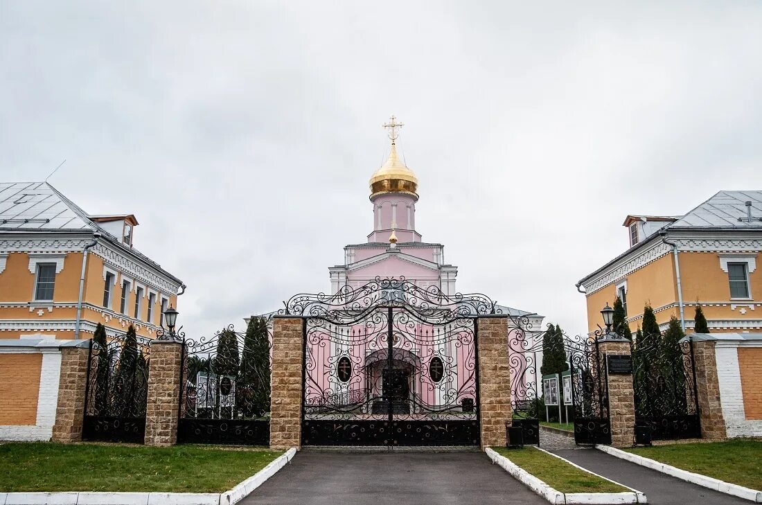 Наро фоминск пустынь. Троице-Одигитриевская Зосимова пустынь. Зосимова пустынь женский монастырь. Монастырь Зосимова пустынь Наро-Фоминский. Зосимова пустынь Наро Фоминск.