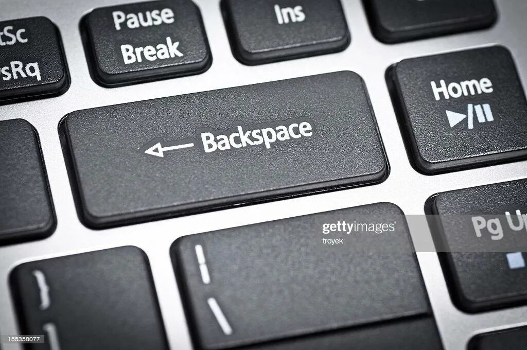 Backspace что делает. Клавиша бэкспейс. Кнопка Backspace на клавиатуре. Бэкспейс на клавиатуре ноутбука. Кнопка Backspace на клавиатуре ноутбука.