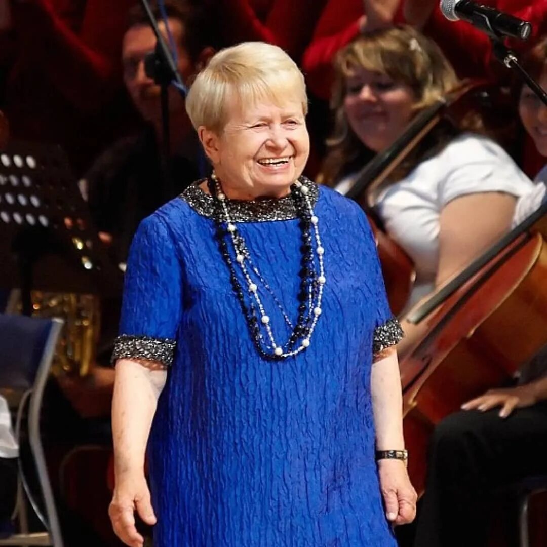 людмила пахмутова. александра пахмутова 2020. александра пахмутова и николай добронравов. ксандра николаевна пахмутова. александра пахмутова консерватория.