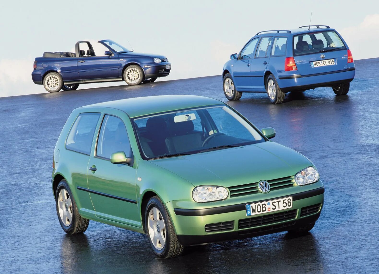 Фольксваген гольф 4 поколения. Volkswagen гольф 3. Фольксваген гольф 4 1998. Фольксваген golf 4. Фольксваген 3 4.
