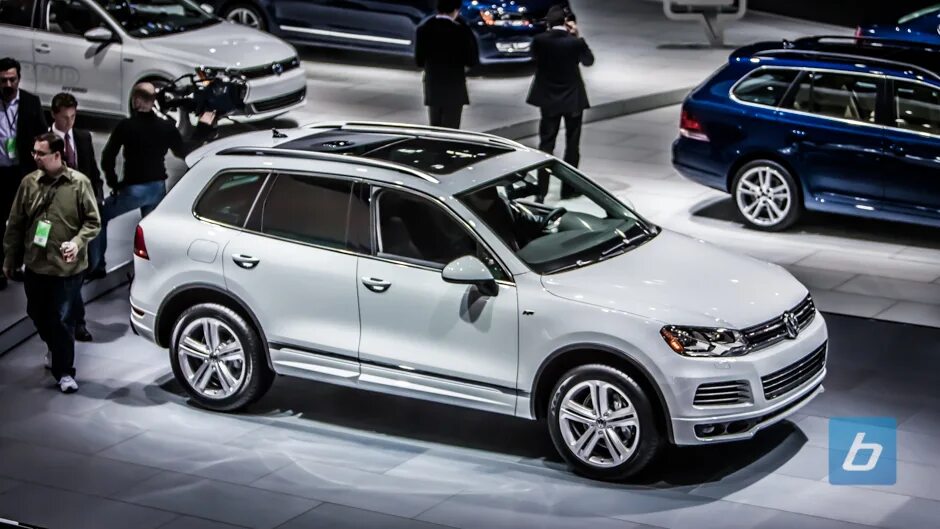 Touareg r line 2012. Фольксваген туарег 2016. Volkswagen touareg r-line 2011. Volkswagen touareg nf r line. Touareg nf r line.