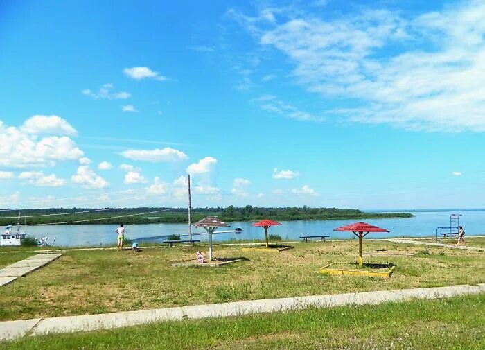 стрелково город. пос стрелка шенкурский район. стрелково город. посёлок стрелка ангара. село стрелковое крым.