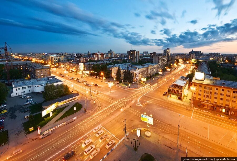 Г новосибирск красный проспект. Самая длинная улица в новосибирске красный проспект. Г новосибирск красный проспект. Архитектура новосибирска красный проспект. Центр.