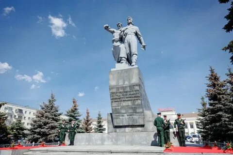 Уральский добровольческий танковый корпус памятник