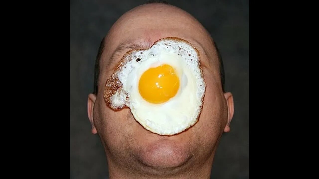 Man face egg. Яичница лицо.