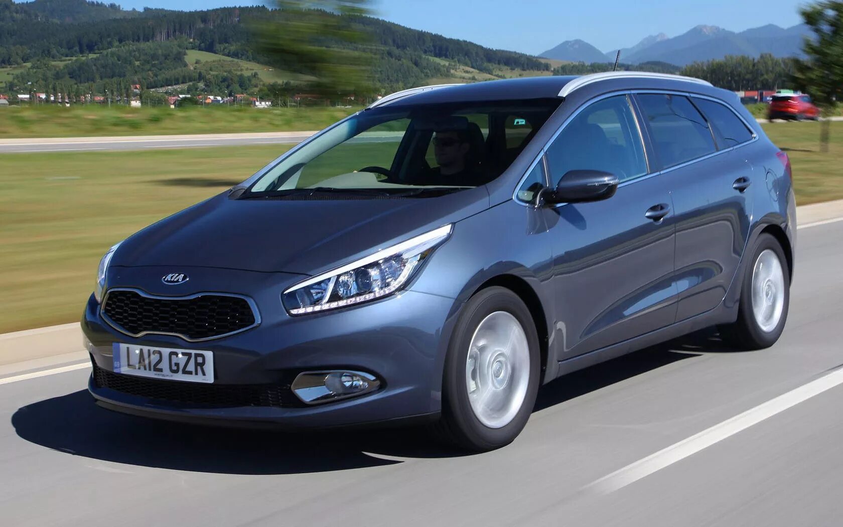 Kia Ceed SW 2013. Kia Ceed SW 2015. Киа СИД св 2013. Kia Ceed 2015 Wagon. Киа универсал 2015