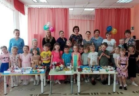 воспитатель года 2013. морозова алла николаевна. 50 детский сад красносельского района заведующая. детский сад журавлик котлас. заведующая детского сада.