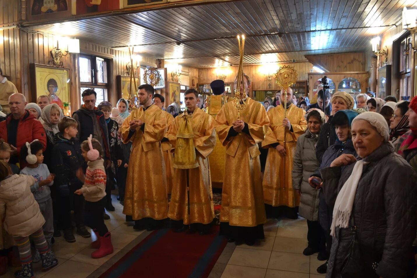 храм в люблино андрея первозванного расписание богослужений. храм в люблино андрея первозванного расписание богослужений. структура божественной литургии. расписание служб в храме андрея первозванного воронеж. концерт в храме андрея первозванного в люблино.