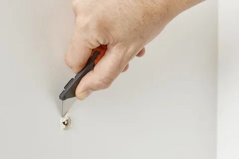 Filling hole