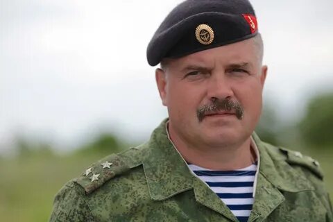 Строгий командир