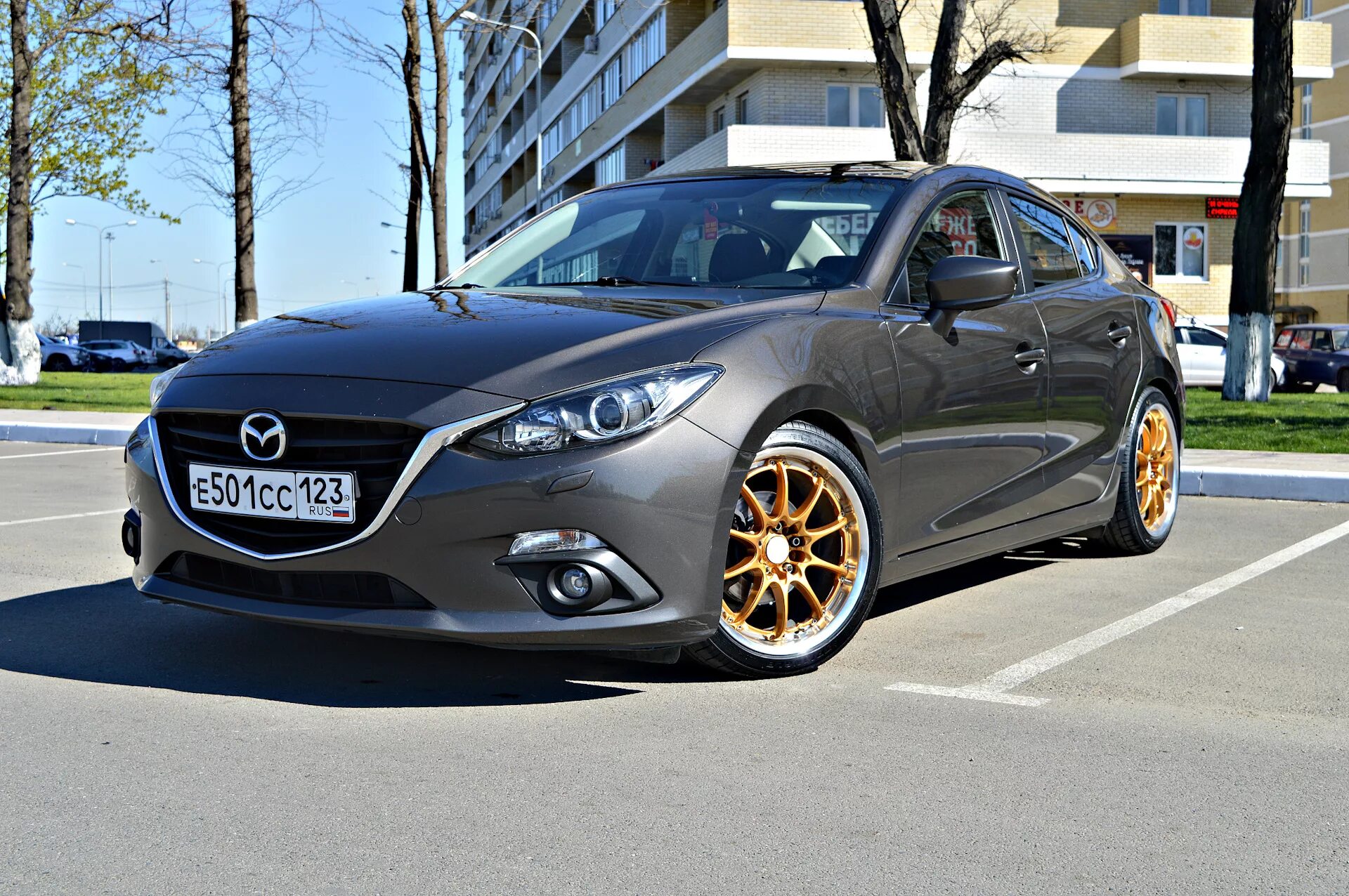 Есть вопрос! - Mazda 3 (3G) BM, 1,5 л, 2014 года стайлинг DRIVE2