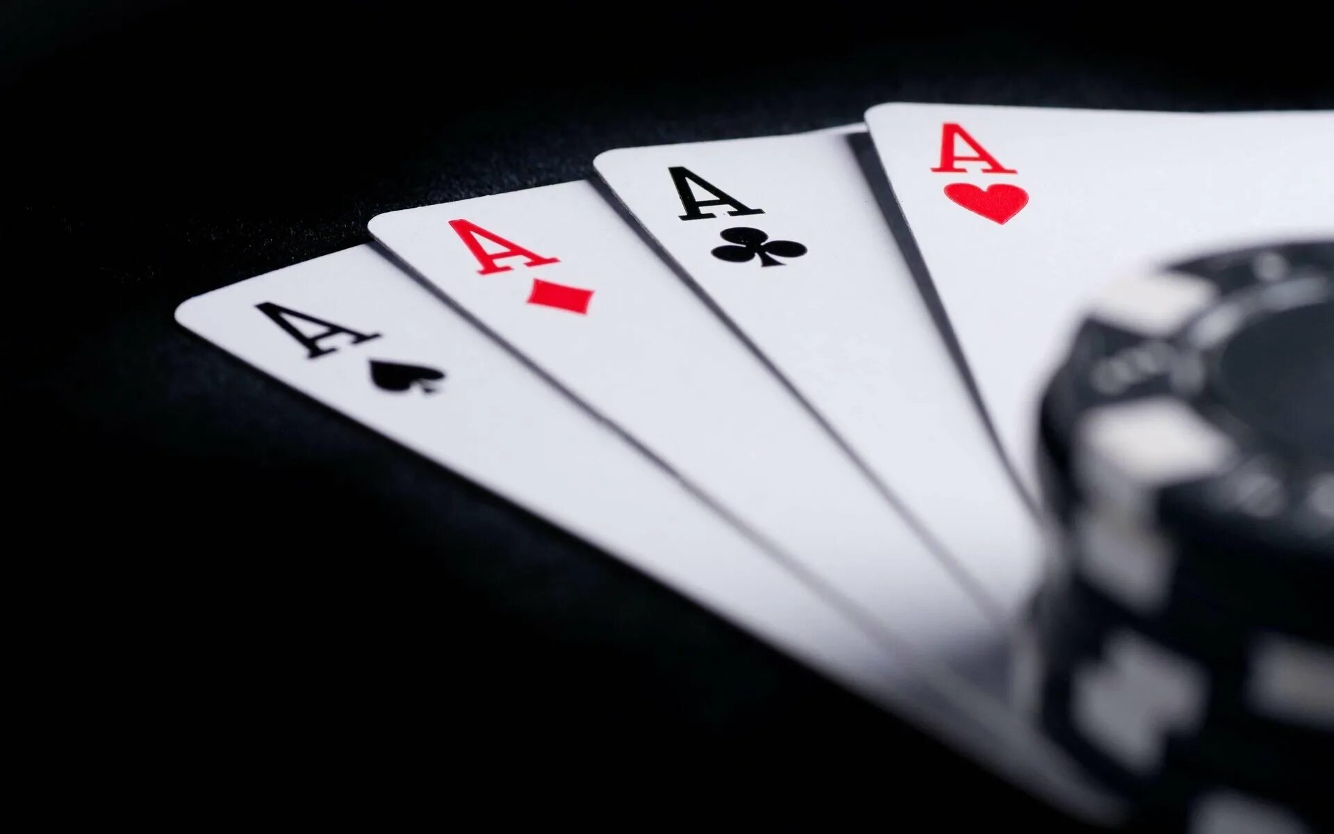 Все карты раскрыты. Poker карты. покер обои. покер картинки на рабочий стол. покер заставка.