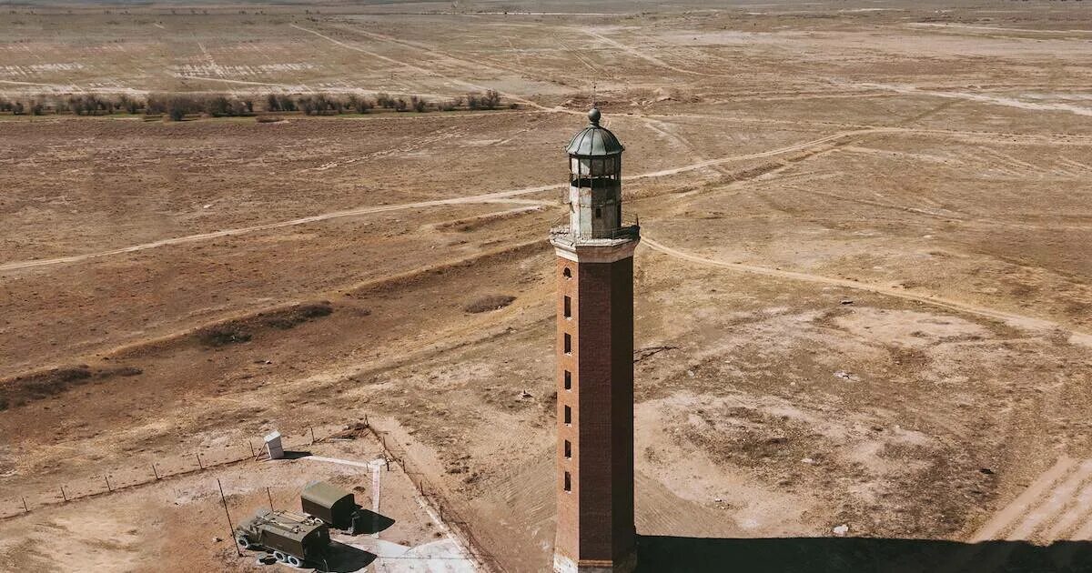 Маяк в селе вышка астраханская область. Лиманский вышка. Село вышка маяк. Лиманский вышка. Поселок вышка астраханская область.