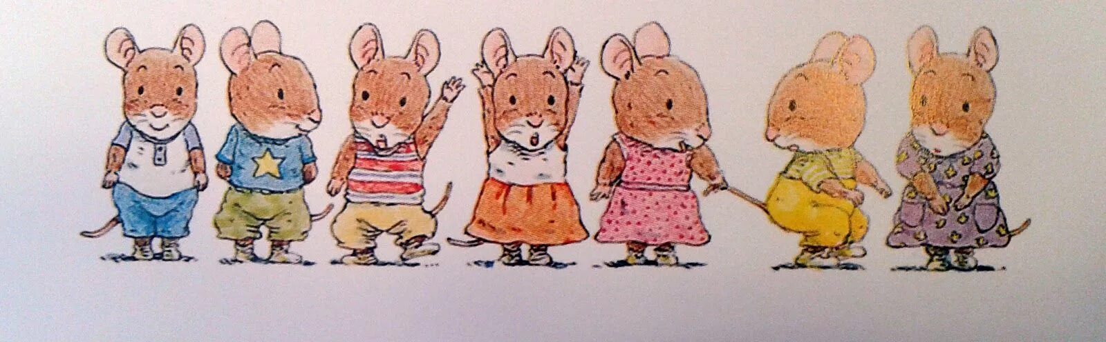 Пять мышей. Семья мышат. Семь мышат. Семья мышат иллюстрация. Семеро мышат.