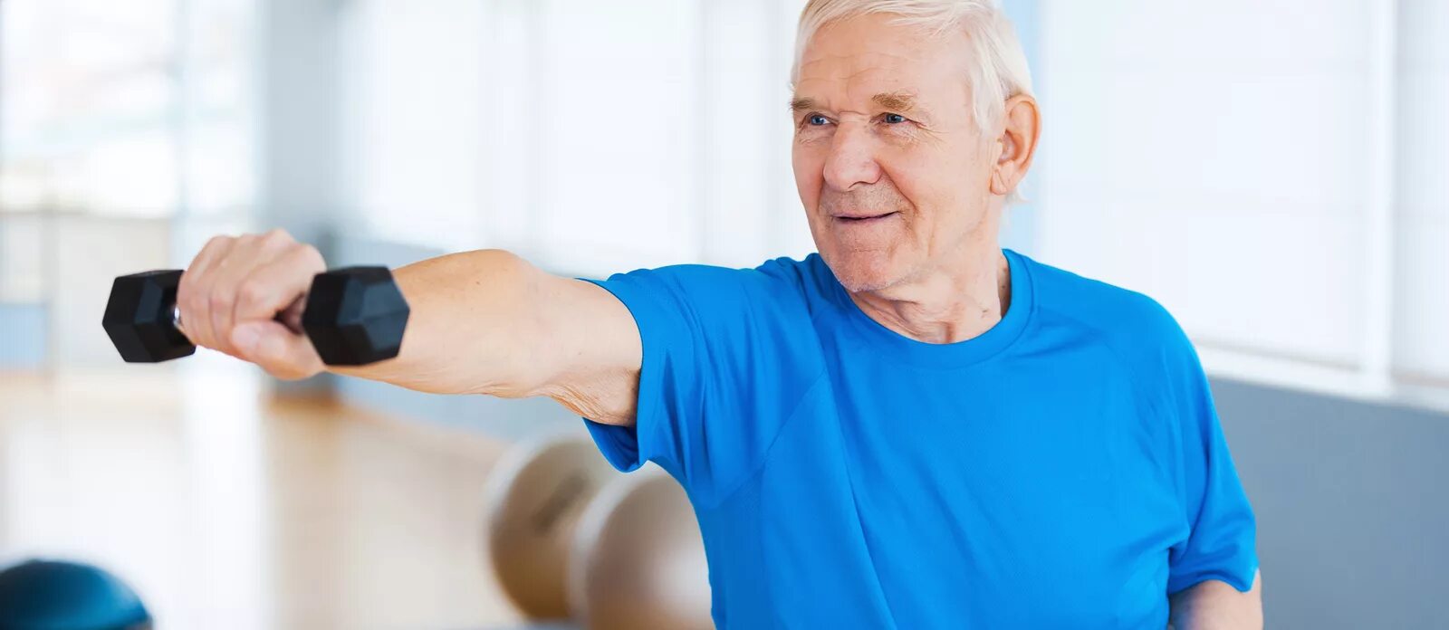 Спорт после болезни. ЛФК для пожилых. Физическая активность пожилых людей. Атлетическая гимнастика для пожилых людей. Болезнь Паркинсона физические упражнения.
