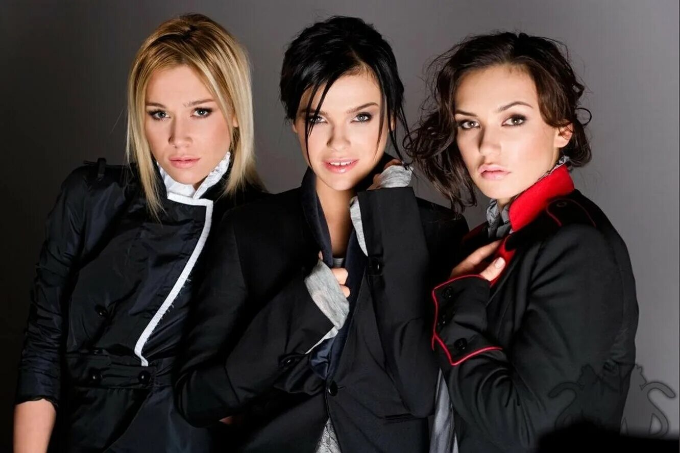 Dave evans ac/dc. самая первая группа. группа виагра старый состав. самая первая группа. виагра группа первый состав.