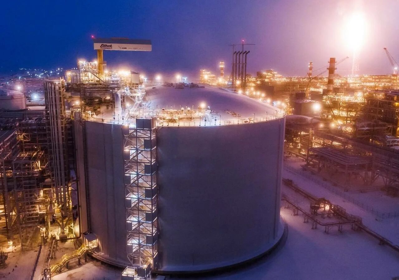 Газ в мурманске. Завод арктик спг 2 мурманск. В мурманске взорвался газ. Мурманск взорвался дом на свердлова. Плавучий завод спг новатэк.