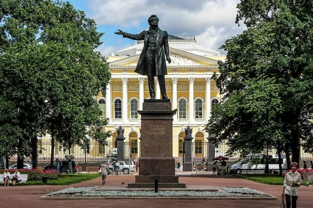 Лгу им пушкина санкт-петербург. Им пушкина питер. Памятник а. С. Памятник а.