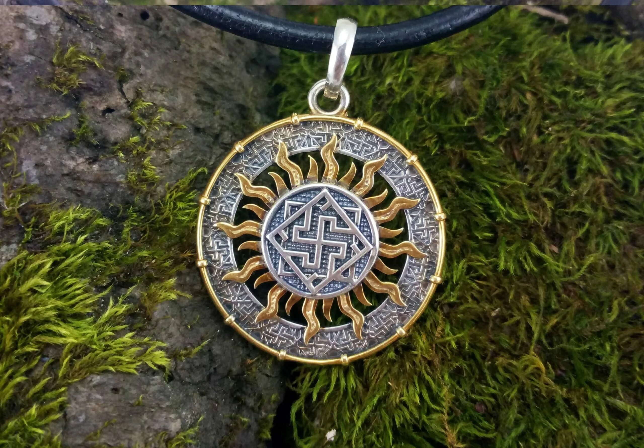 амулеты славянские валькирия. славянская свастика валькирия. славянский оберег валькирия. оберег valkirija. славянские символы обереги валькирия.