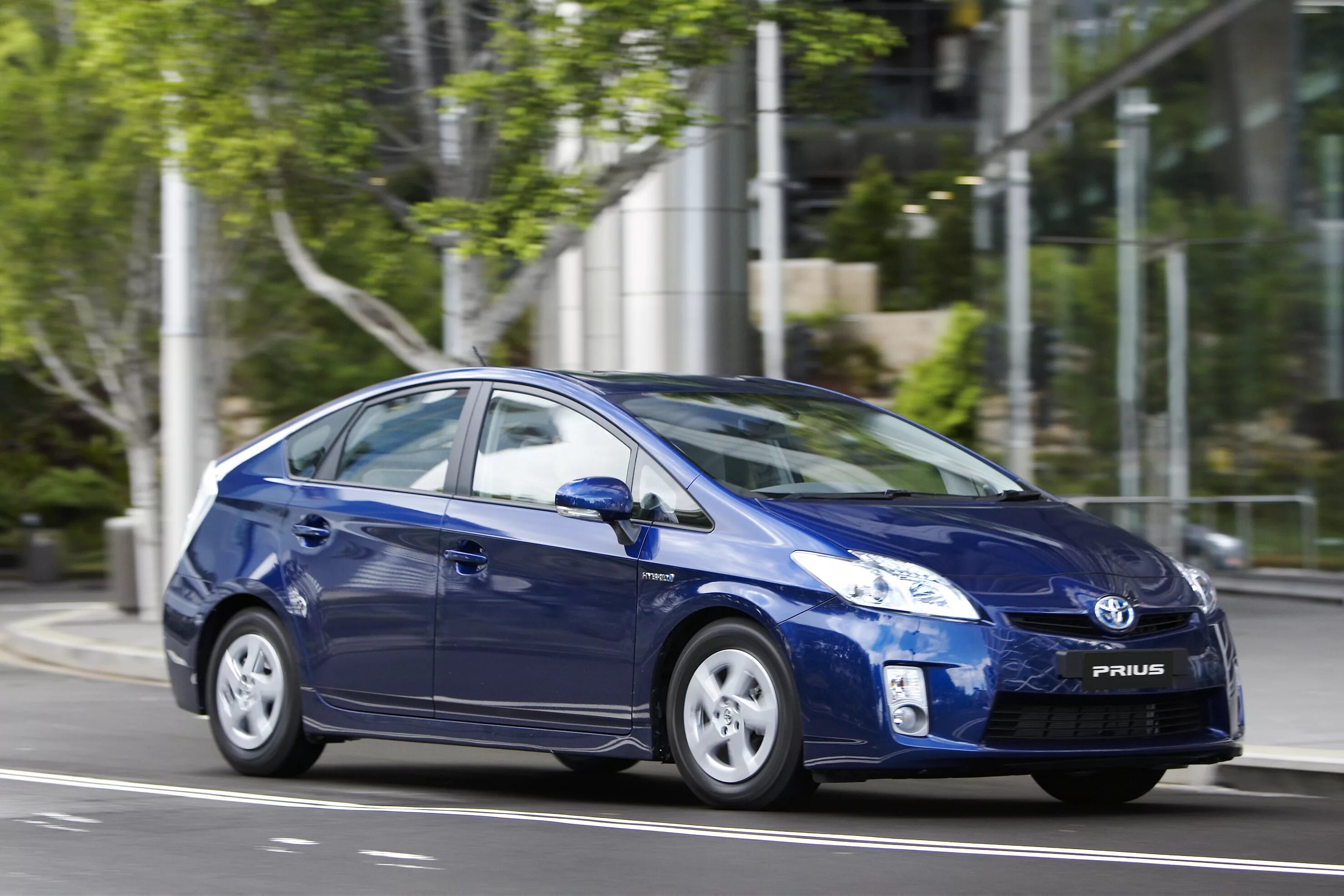 Toyota prius hybrid. Toyota приус гибрид. тойота приус гибрид.