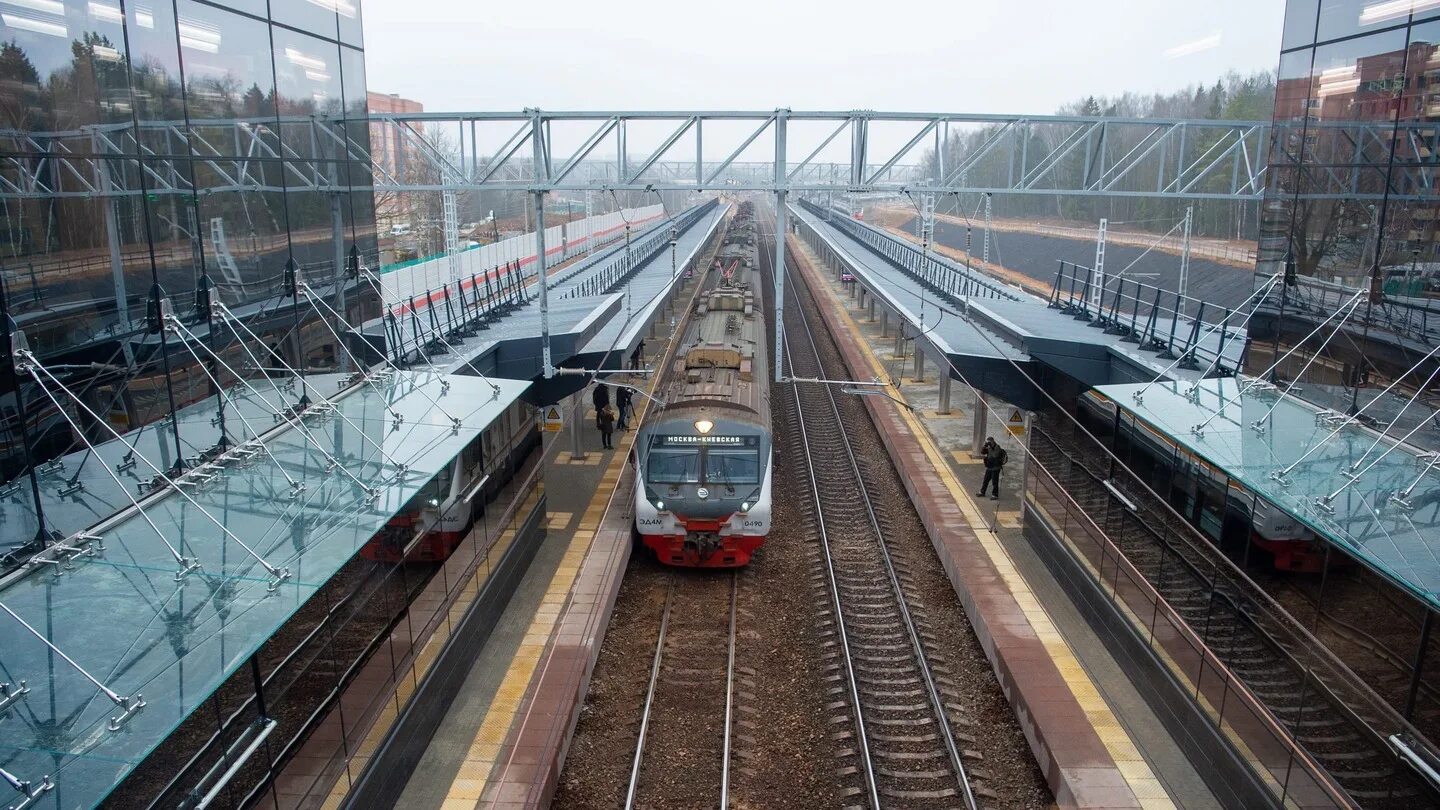 Ржд московская железная дорога. Апрелевка станция Апрелевка. Станция победа МЦД 4. Станция Апрелевка МЦД. Станция Апрелевка МЦД до реконструкции.