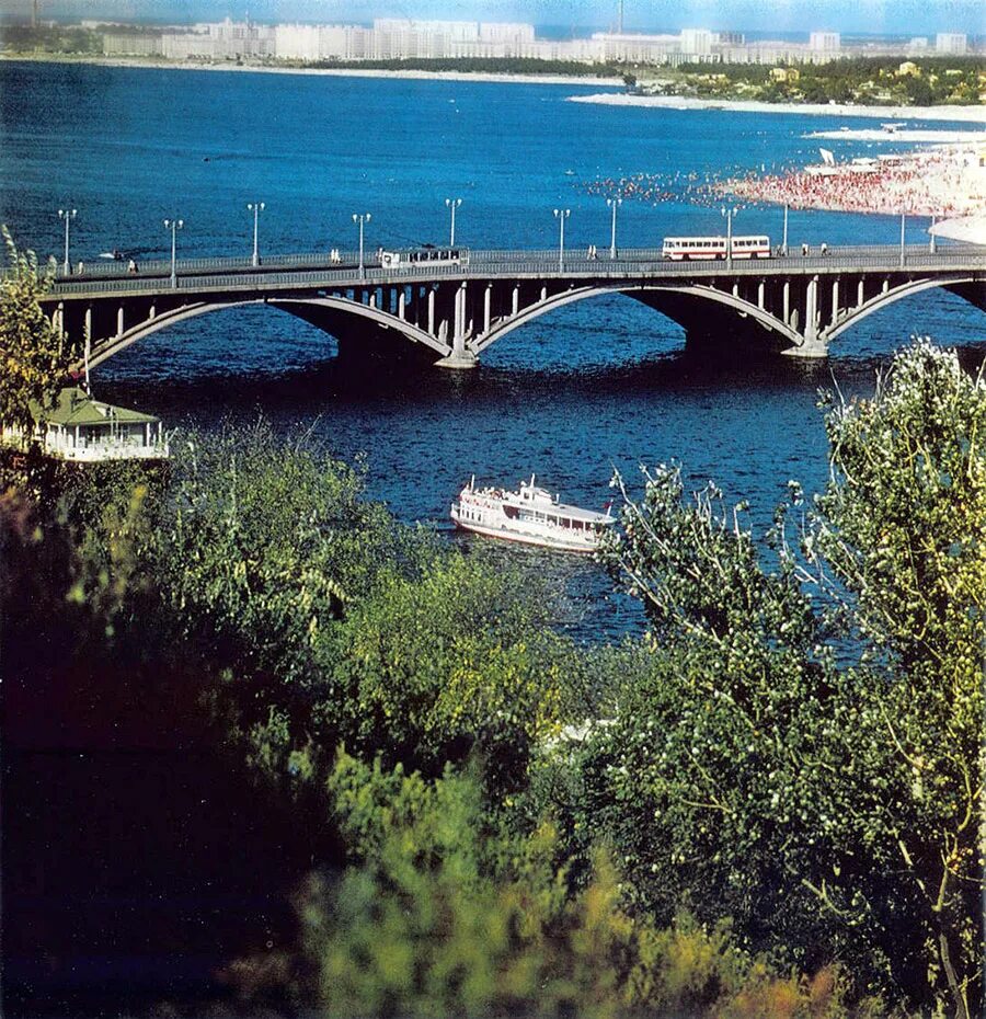 Сколько мостов через реку воронеж. Чернавский мост воронеж. старый чернавский мост воронеж. воронежское водохранилище чернавский мост. водохранилище воронеж чернавский мост.
