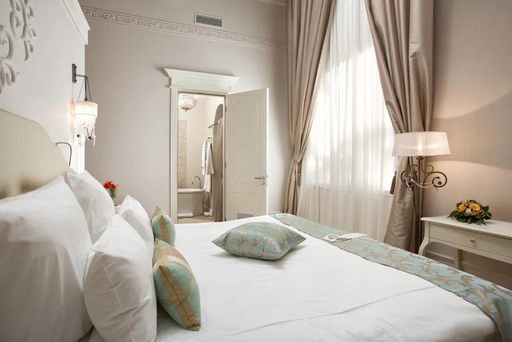 Родина спа отель сочи. Rodina Grand Hotel & Spa 5*. Гранд отель Родина Сочи. Отеля rodina Grand Hotel & Spa 5*".