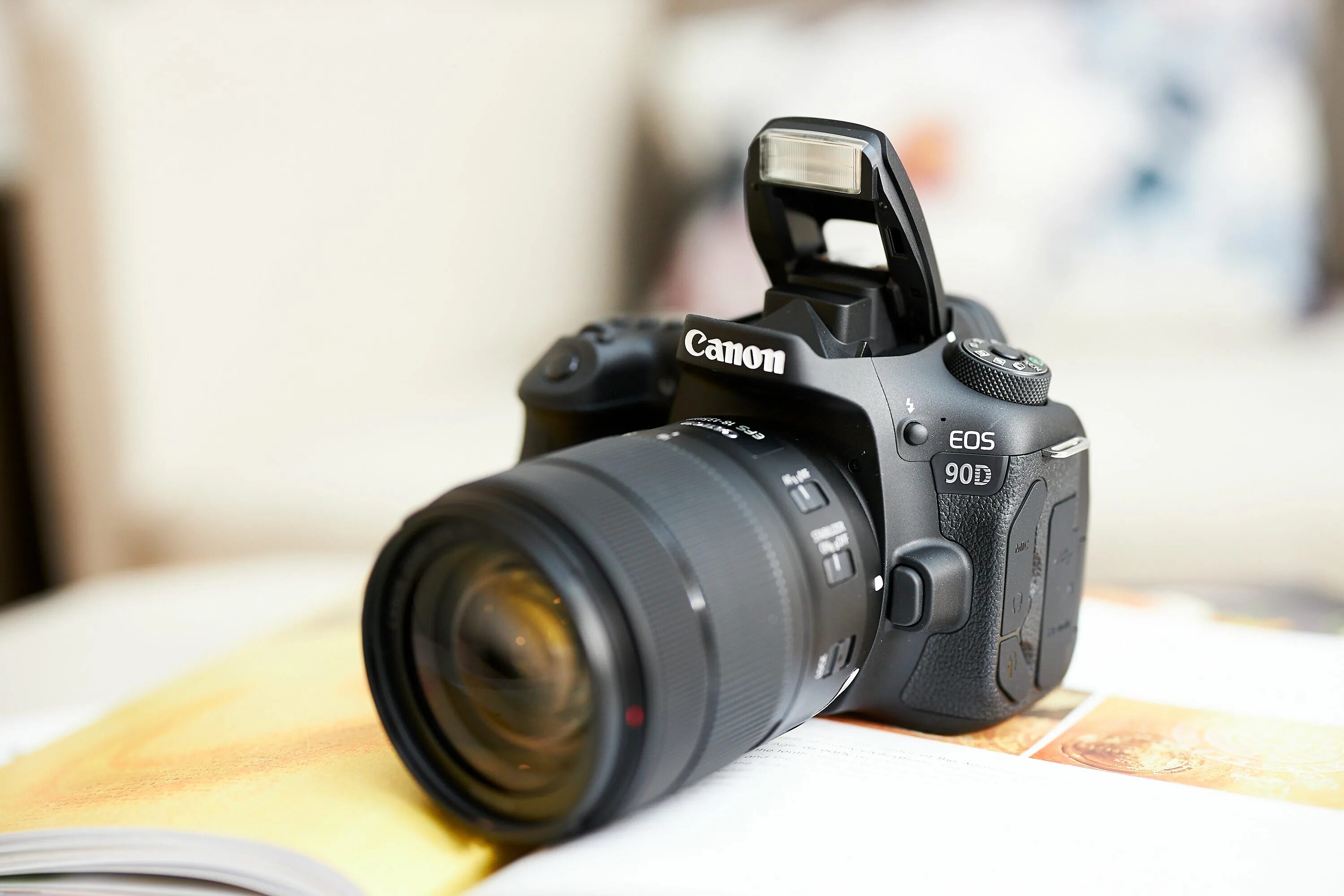 Зеркальный фотоаппарат canon eos. Canon EOS 90d. Canon EOS 90. Фотоаппарат Canon EOS 90d Kit. Кэнон ЕОС 90 Д.