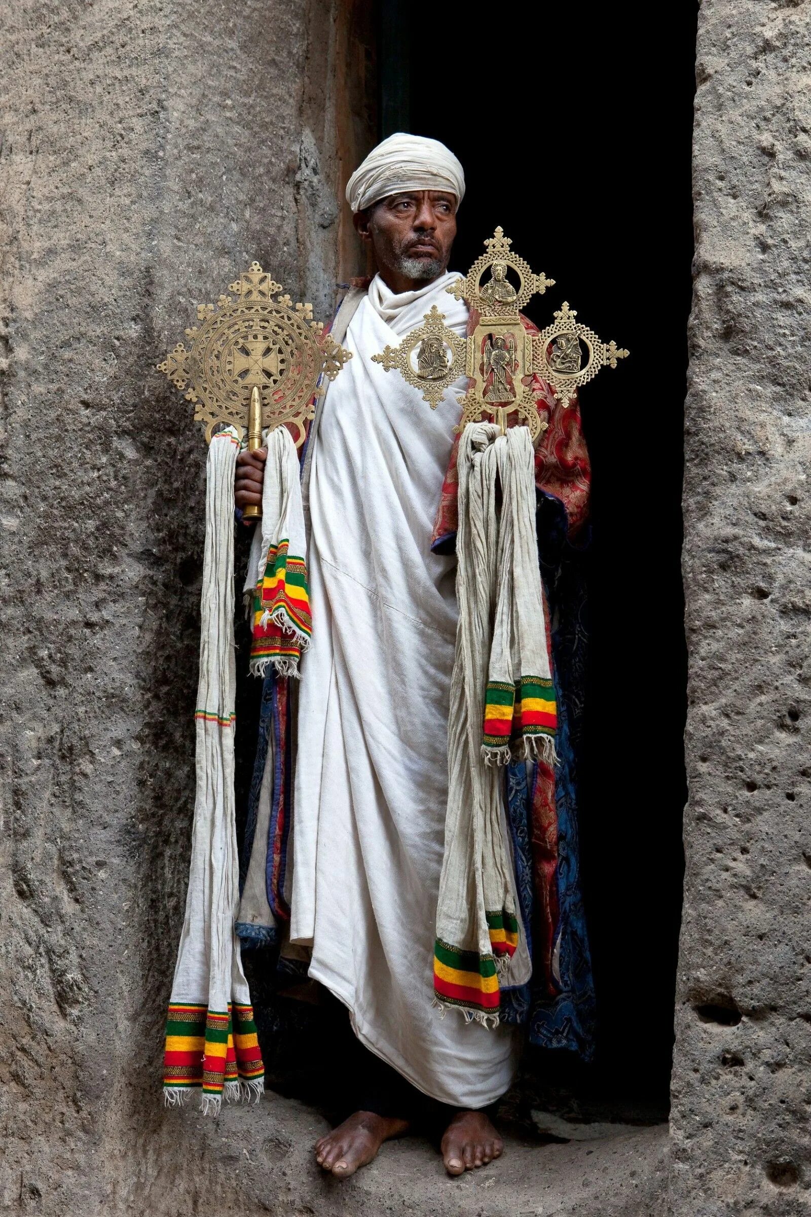 Этническими христианами. Христиане копты Эфиопия. Коптские храмы в Эфиопии. Эфиопская православная Церковь Эфиопия.