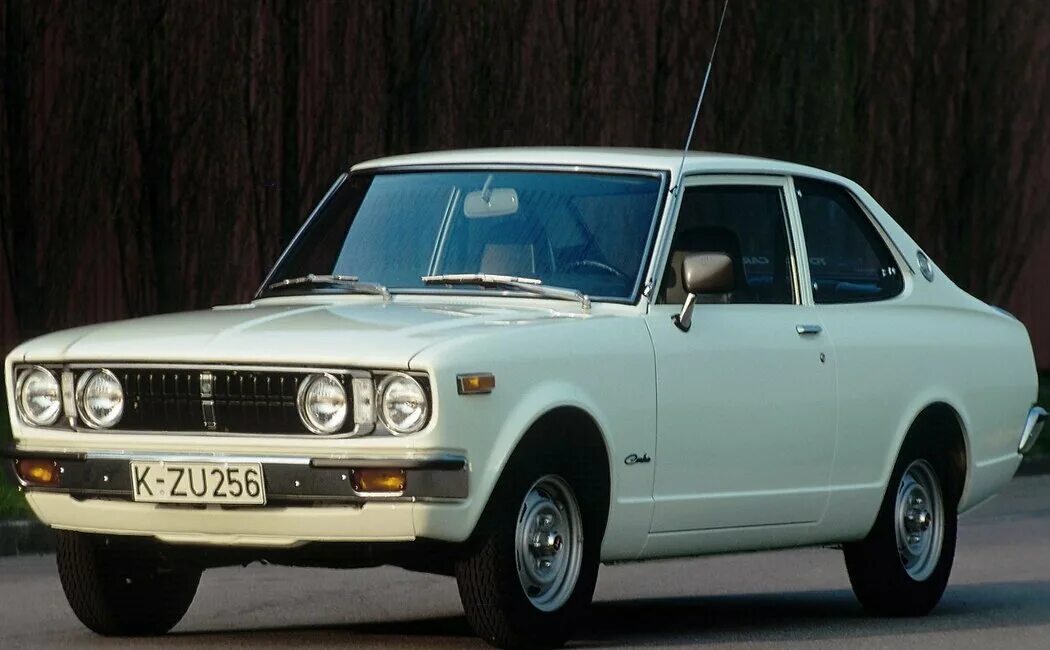 Toyota Carina 1 поколение. Toyota Carina 1973. Carina 1970. Тойота старые модели