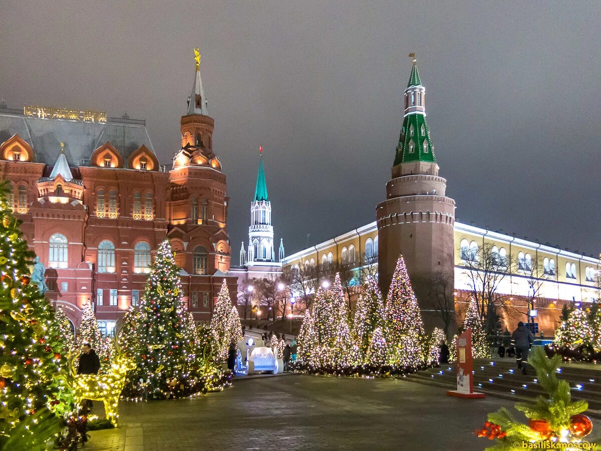 Манежная площадь Москва новый год 2021