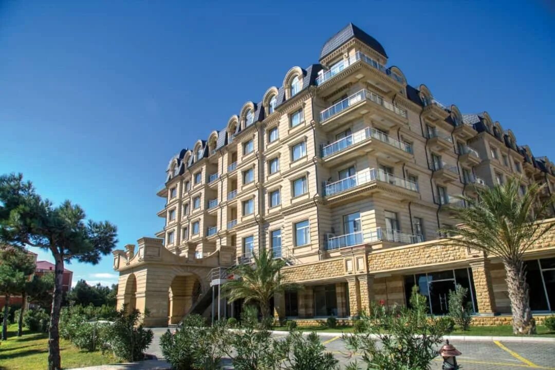 Отели азербайджана на берегу. Baku Hotel Азербайджан Баку. Грин Сити Баку. Грин Сити Баку гостиница. New King Hotel Baku Азербайджан, Баку, Salyan sossesi 14-2.