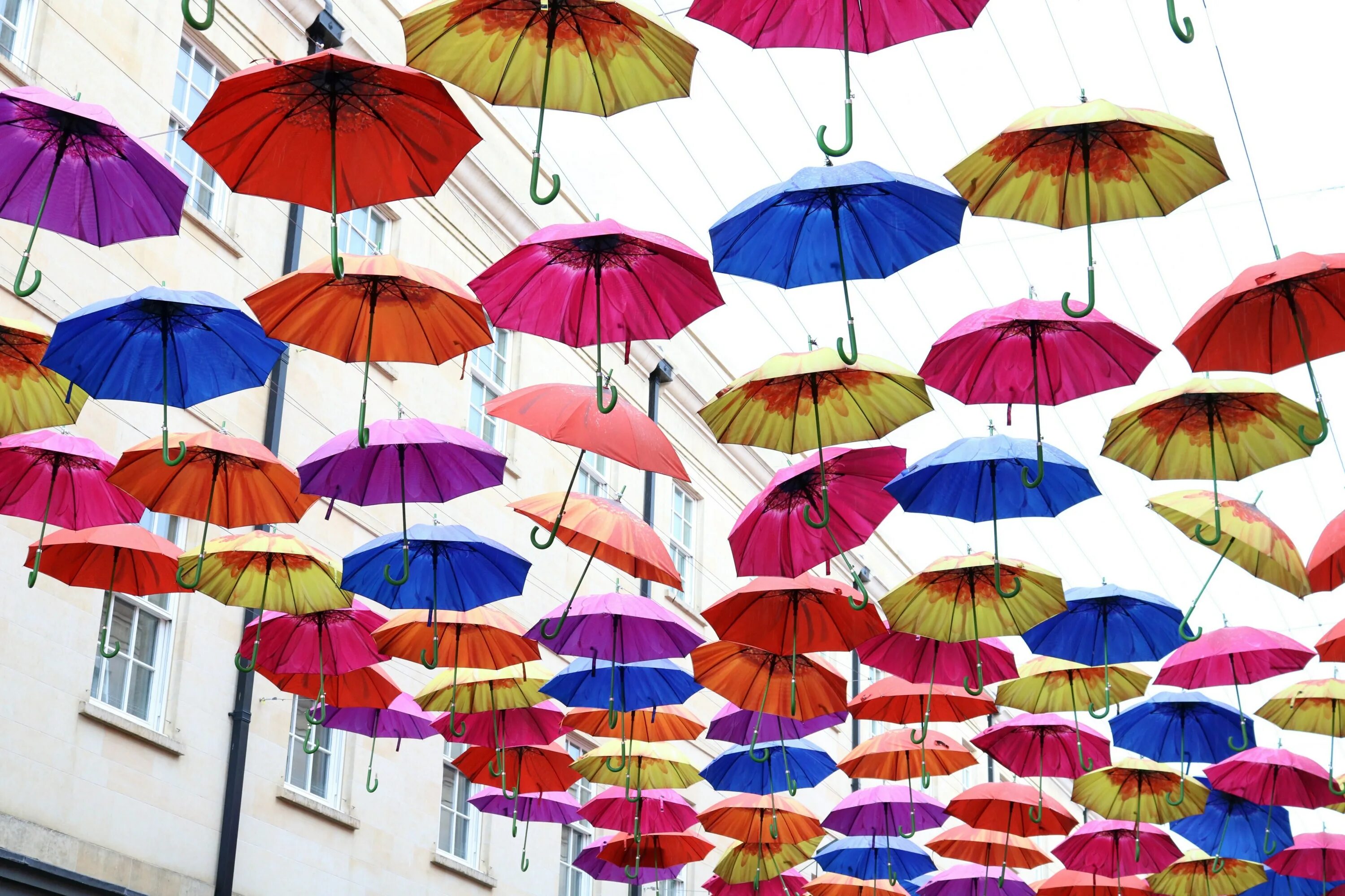 Какой зонт выбрать. Зонтик. Подвесные зонтики. Зонт в интерьере. Интересные зонтики.