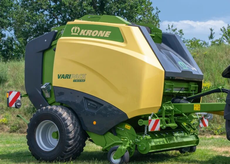 Пресс подборщик кроне. Пресс подборщик Krone. VARIPACK V 165. Кроне пресс подборщик рулонный. Кроне VARIOPACK V 165.