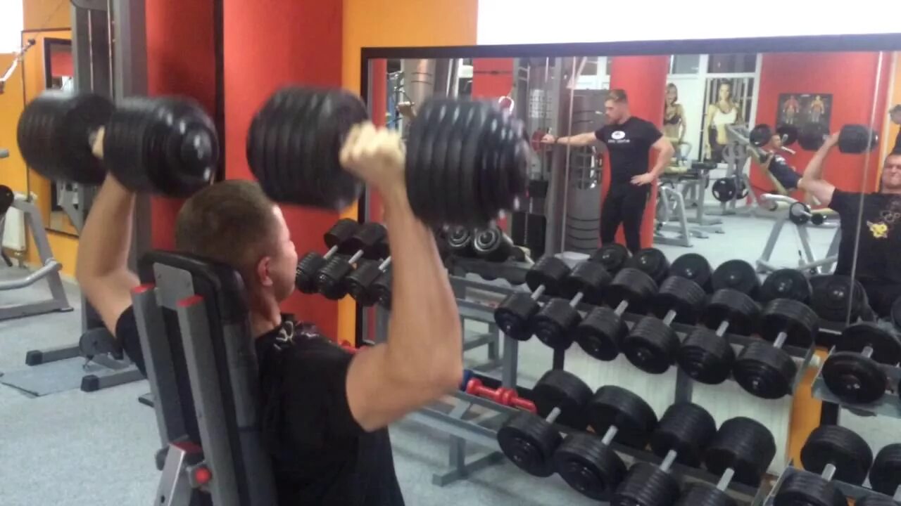 Жим лежа 150 кг. Жим 30 кг. Жим лежа под углом 30 градусов. Жим 140 кг. Жим 30 кг.