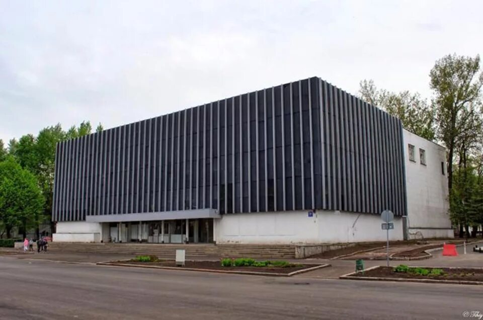 Вднх павильон 11. Павильон 11 вднх. Павильон казахстана на вднх в москве. Вднх казахстанский павильон. Вднх павильон 11.