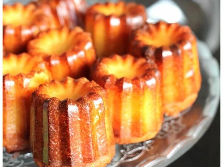 Apple Brandy Canelés Traditional french desserts, Traditional french recipes, Fr