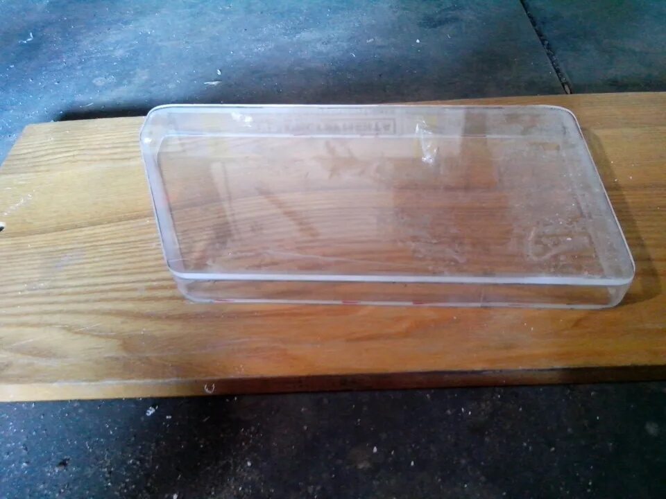 Стекло фары из поликарбоната. Nexia n100 гладкие стекла фар. Стекло фары фольксваген т4. Вакуумная формовка поликарбоната фары. Стекло фары daewoo lanos.