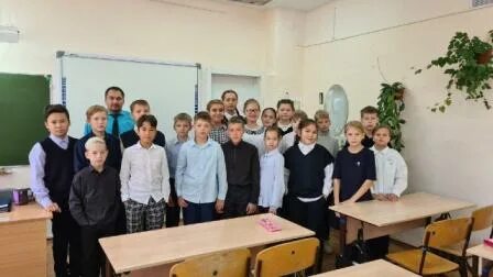 16 школа тобольск. Тобольск занятия в школе сегодня. 17 школа тобольск. Тобольска. Тобольск занятия в школе сегодня.