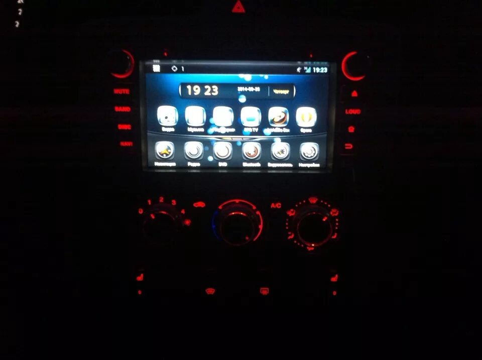 Китайская магнитола подсветка кнопок. Магнитола Форд фокус 2 андроид. Android магнитола с кнопками для Ford Focus 2. 2 Din андроид магнитола Форд фокус 2. Магнитолу андроид на Форд фокус 2 хэтчбек..