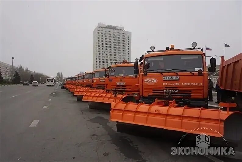 волжская область. комбинат благоустройства волжск. фото трактора при уборка снега. вакансии комбинат благоустройства волжский. комбинат благоустройства волжск.