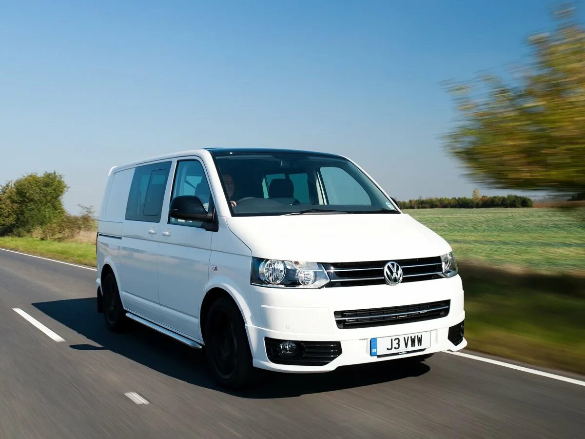 Фольксваген Transporter t5. Фольсфаген транспортёр т5. Volkswagen Transporter t5 Комби. Фольксваген Транспортер 5. Фольксваген транспортер т5 2.0