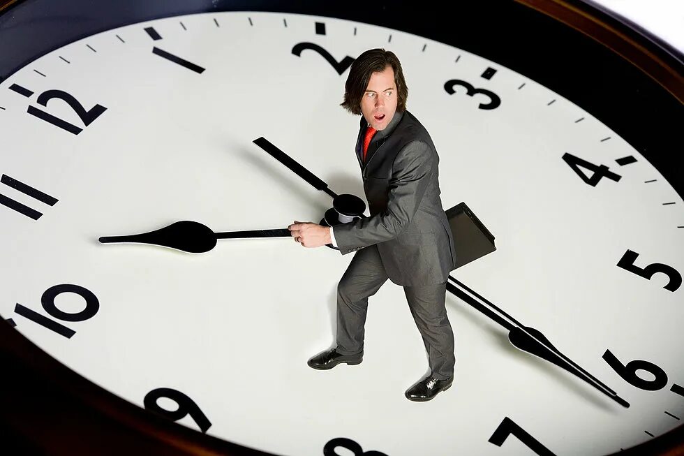 Time час. Человек часы. человек с часами. отношение ко времени. человек на работе с часами.