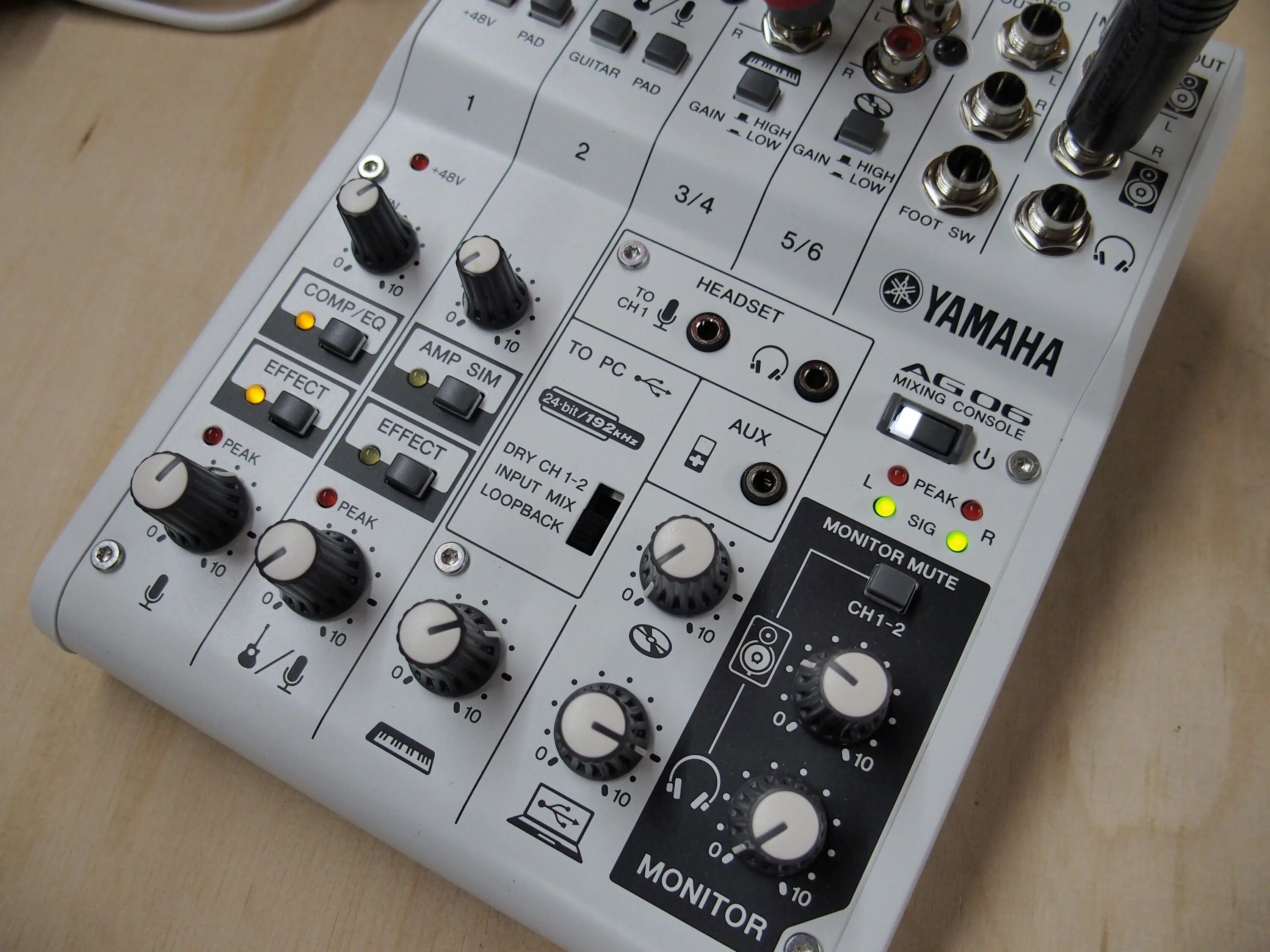 Аудиокарта yamaha ag03. Yamaha steinberg ag03. Yamaha ag03 iphone. Yamaha steinberg usb control panel. Ag 06.