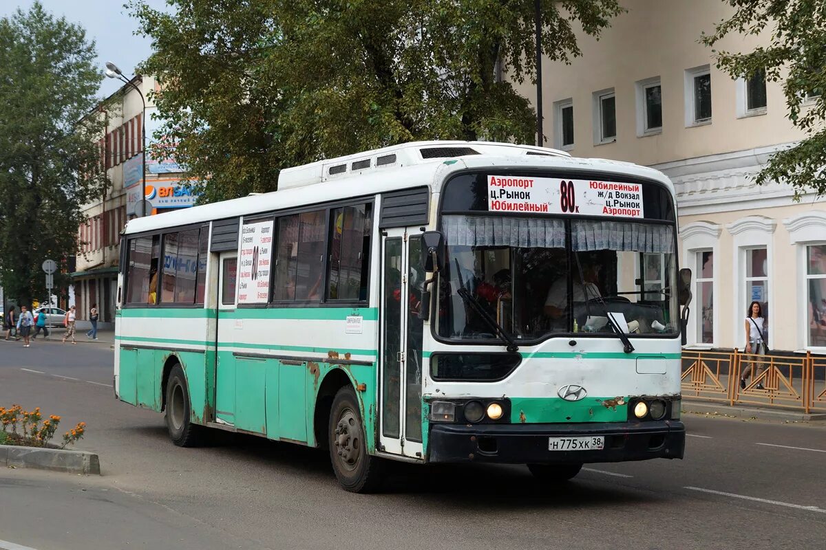 Маршрут 13 иркутск. Иркутские автобусы. Автобус Иркутск. Общественный транспорт Иркутск. 80 Автобус Иркутск.