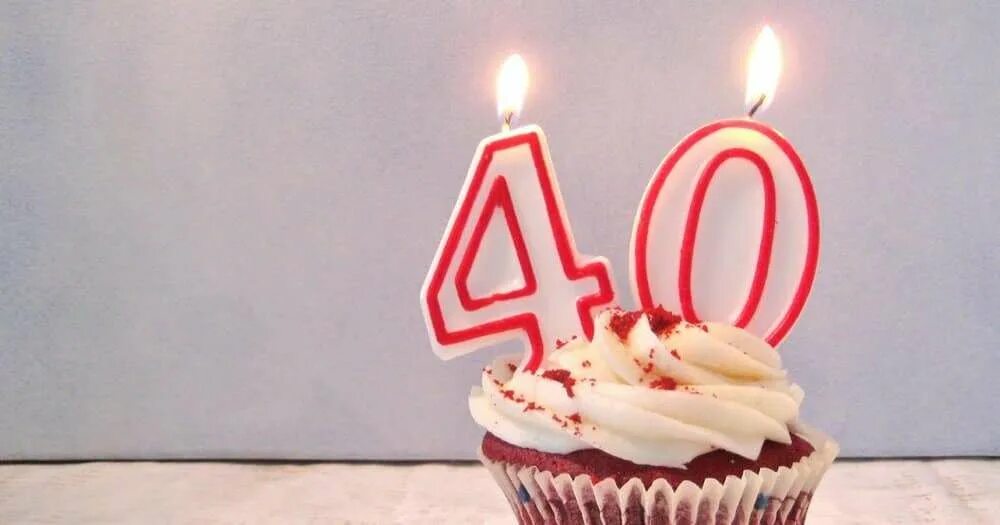 Почему не отмечают 4. День рождения нельзя отмечать. свечи 40 лет. 40 лет отмечают день рождения. вот и 40 лет.