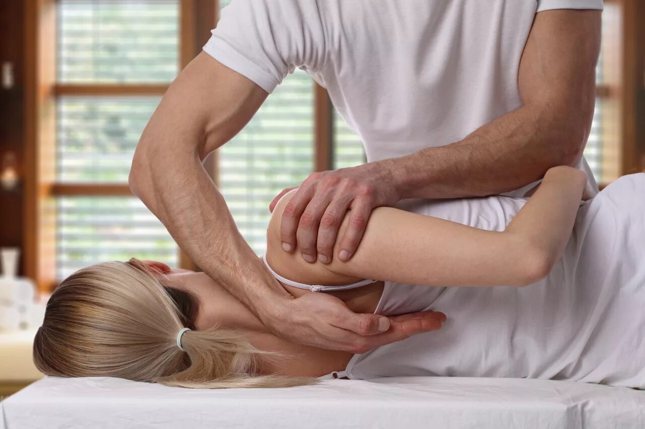 Fascia massage. Артро вертебральная мануальная терапия. Хиропрактика мануальная терапия. Постизометрическая релаксация позвоночника. Постизометрическая релаксация мануальная терапия.