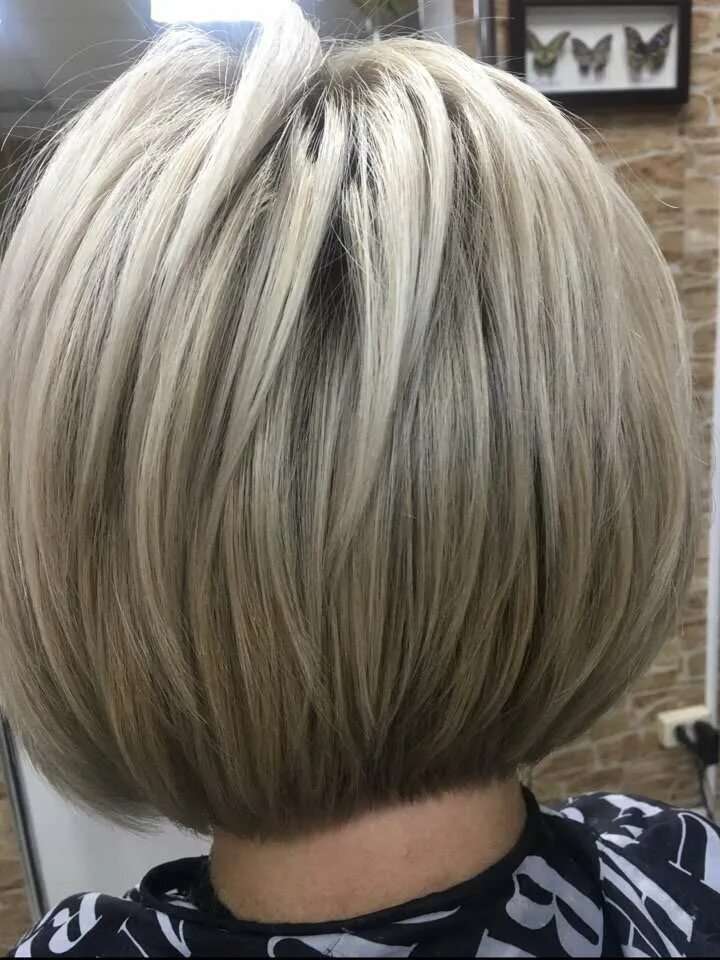 Straight Bronde Bob Blowout Blonde balayage bob, Medium hair styles, Hair length