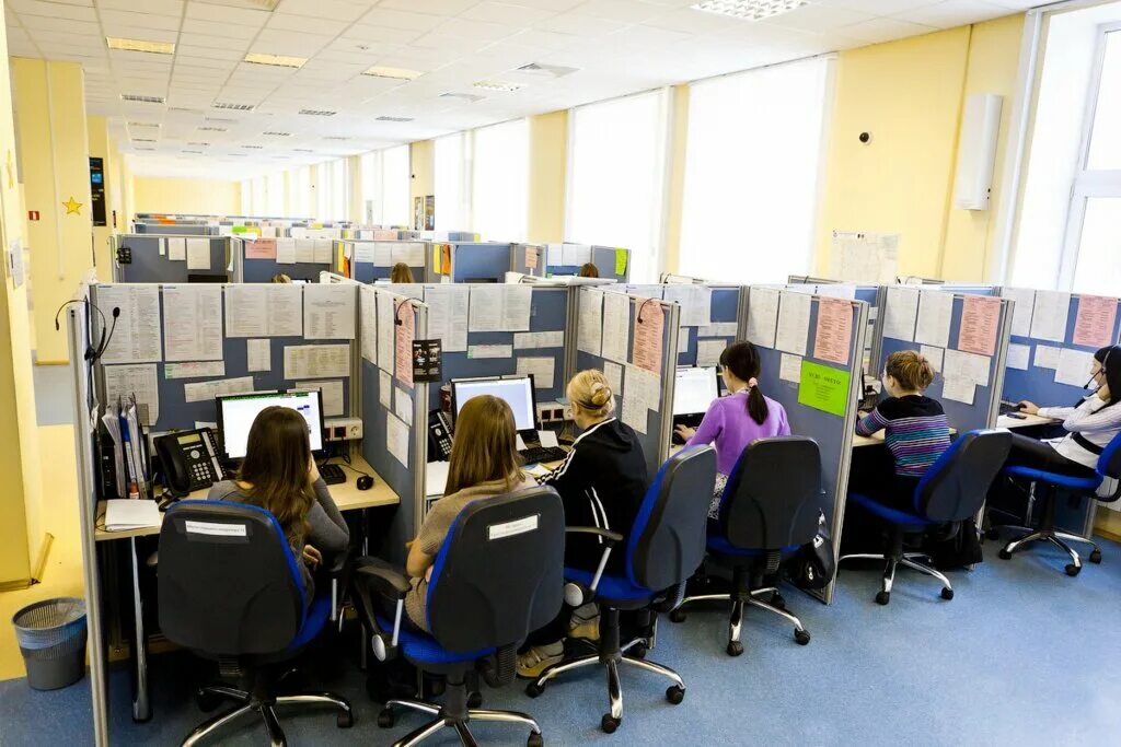 Контакт центр. Оператор call центра. Колл центр. Кол центр санкт петербург. Оператор колл центра.